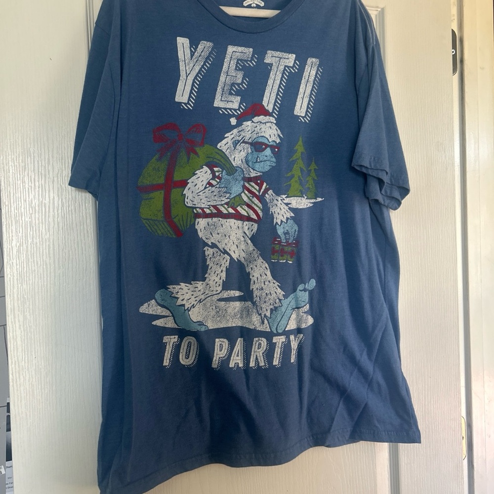 Holiday Time Navy 'Yeti To Party' Short Sleeve Tee